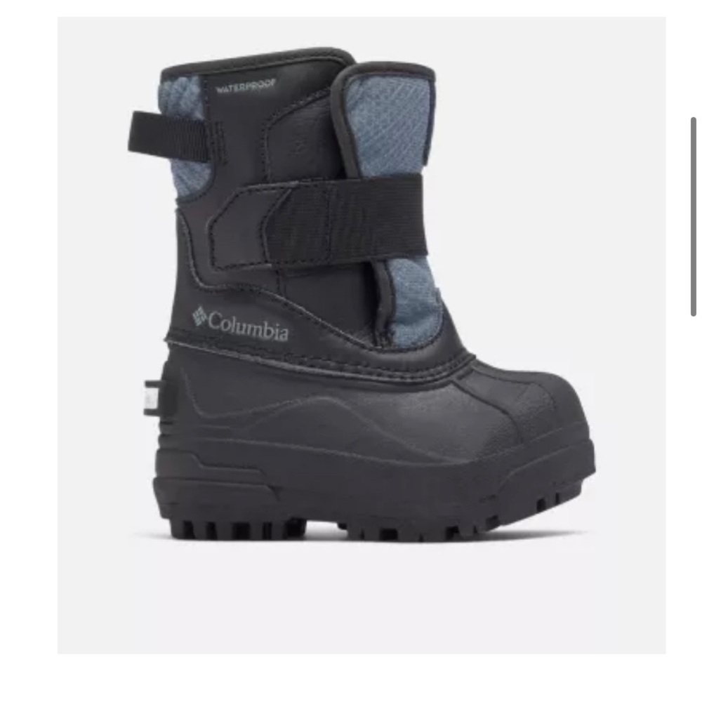 Columbia snow boots